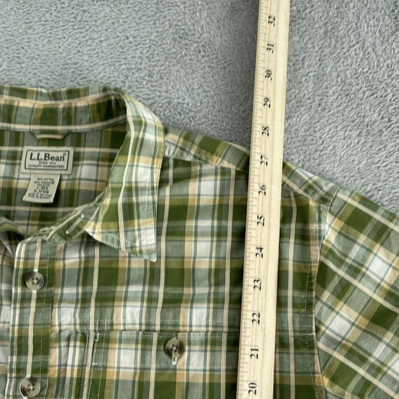 L.L.Bean Mens Green Plaid Button-Down  Shirt L-REG Cotton/Polyester 4916 - Picture 4 of 7